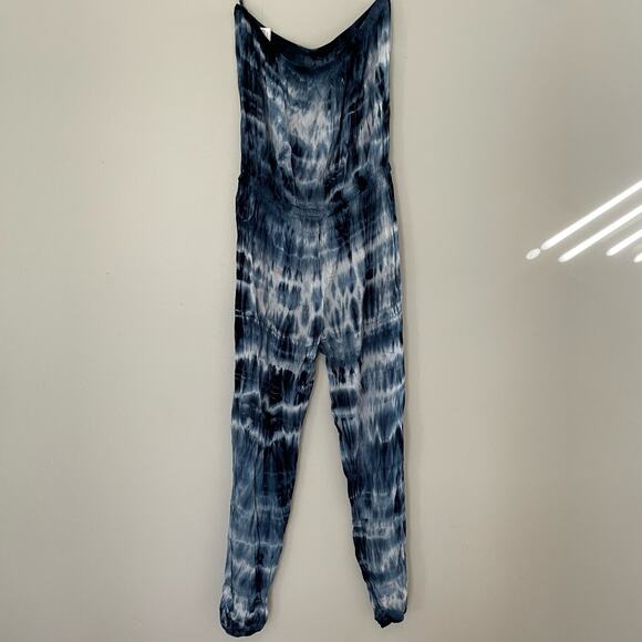 Velvet by Graham & Spencer Size S Jumpsuit Blue Tie-Dye Strapless Pockets - Picture 1 of 8